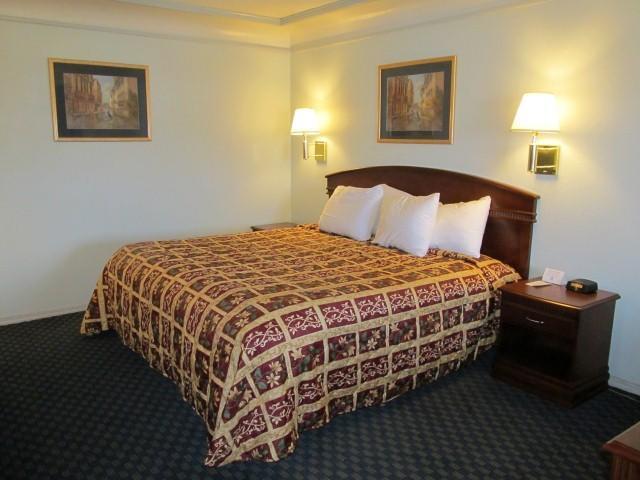 Whitten Inn Van Horn Pokoj fotografie